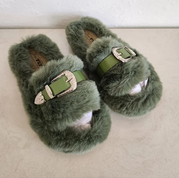 Two Fly Co. NWT Buckle Up Slippers ~ Cacti Green Faux Fur Slippers Western - Picture 5 of 9